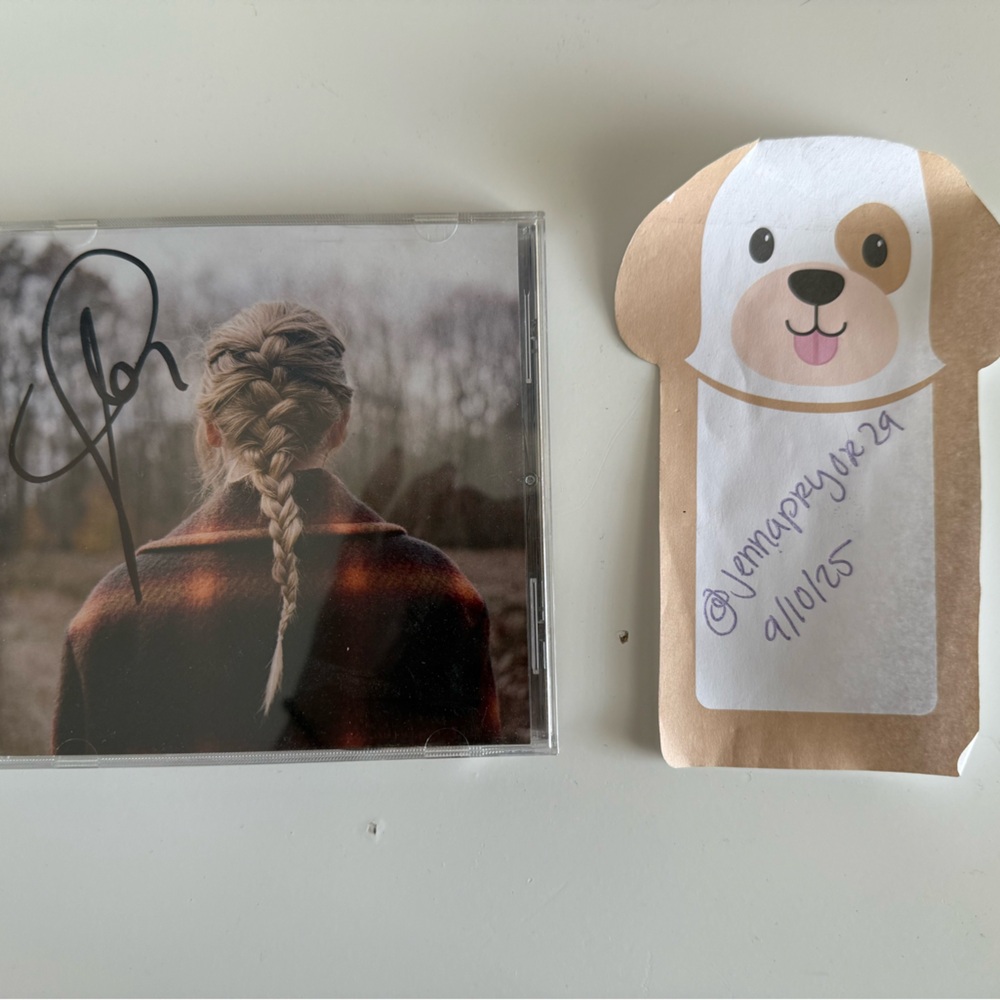 Taylor Swift SIGNED EVERMORE- opened.